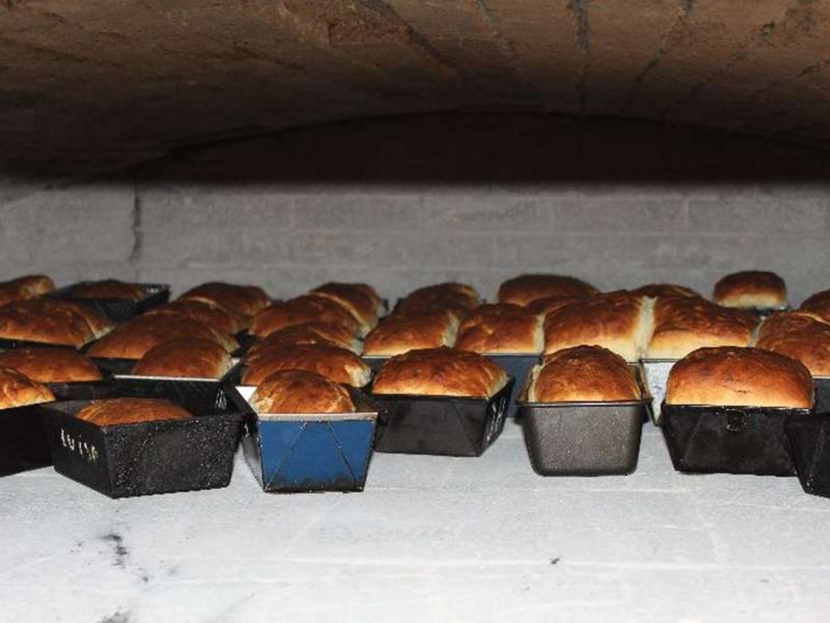 Merklinger Nudla im Nudlakar im Ofen des Backhauses