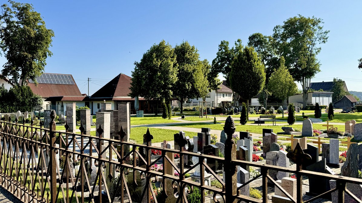 Gemeindefriedhof Merklingen